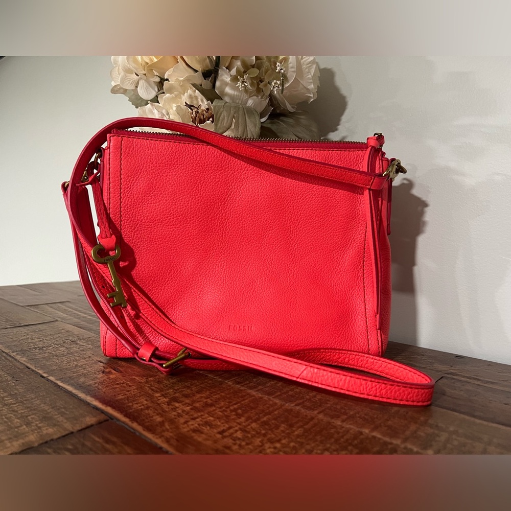 Fossil Emma NEON Coral Crossbody